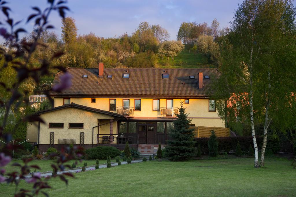 Dom Goscinny Pod Gora Chełmno エクステリア 写真